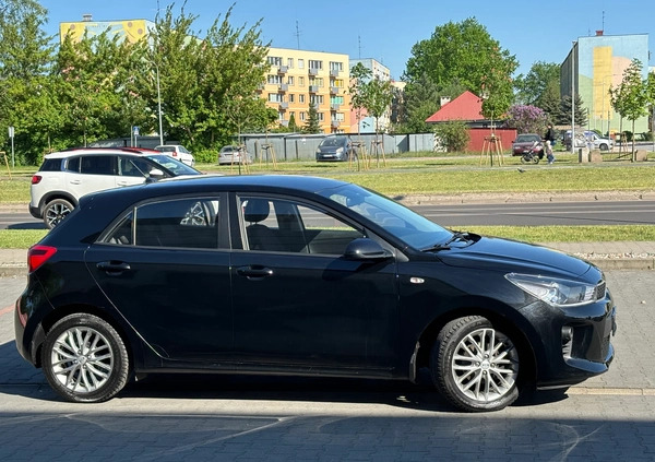 Kia Rio cena 35800 przebieg: 93950, rok produkcji 2017 z Ostrołęka małe 466